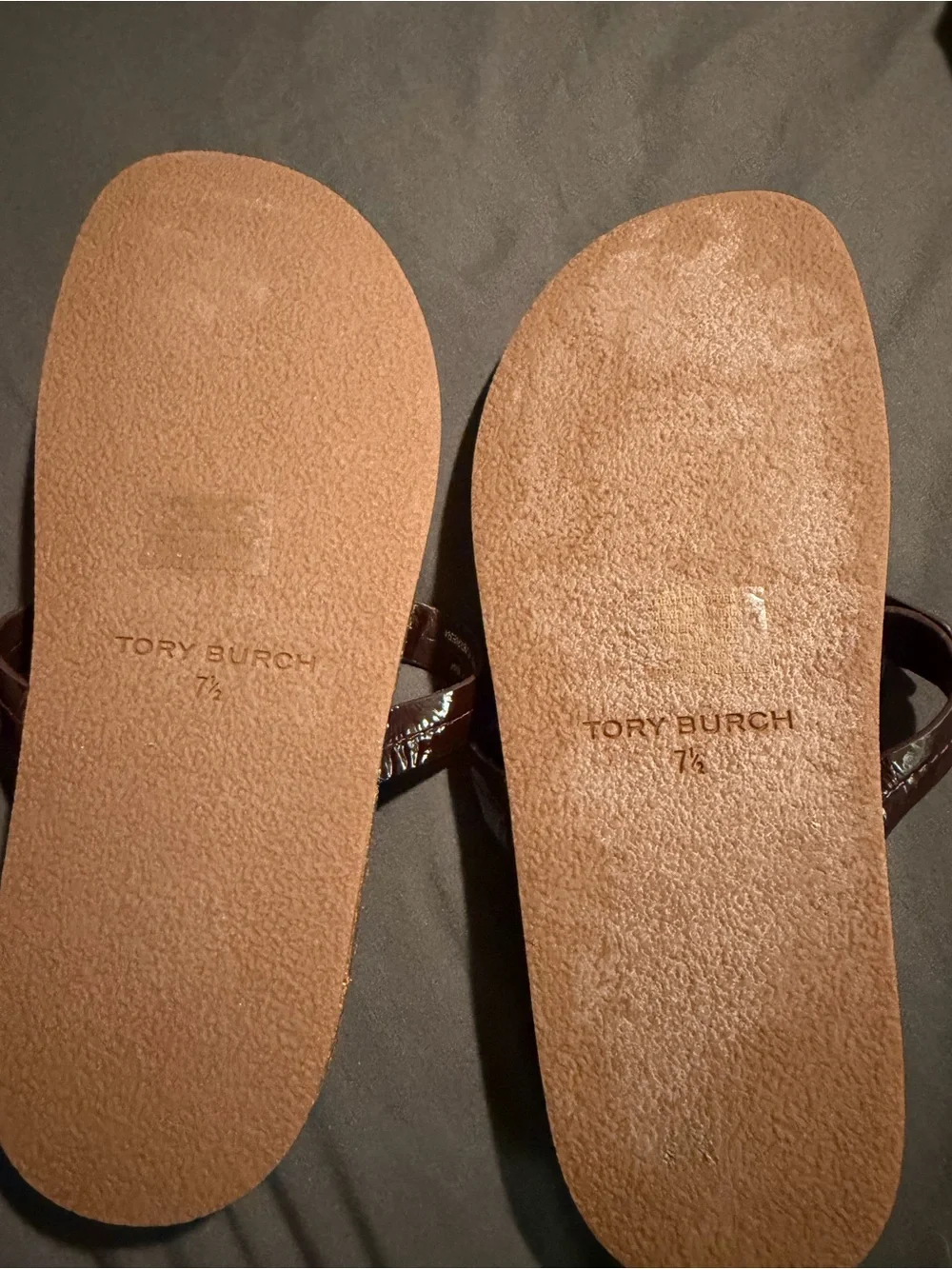 NWT Miller Cloud Thong Sandals in Brown and Burgundy